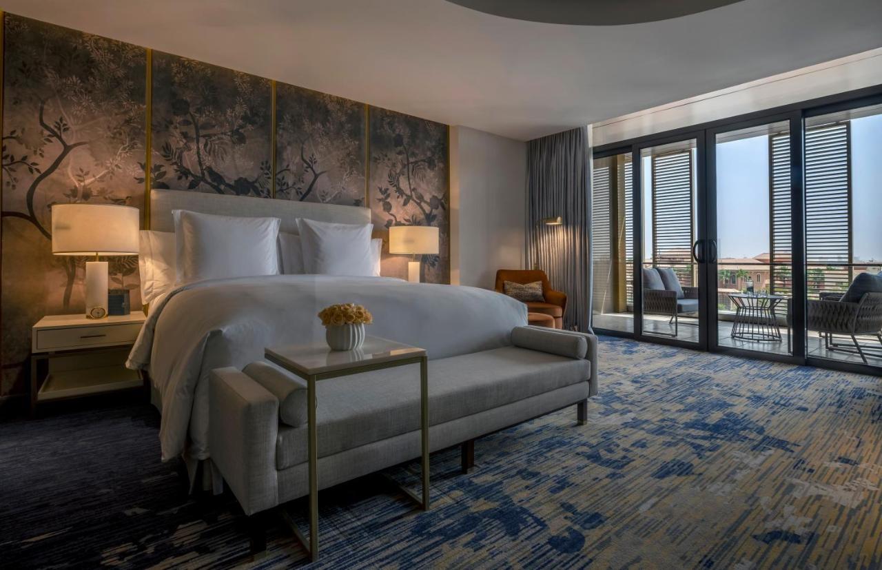 Jareed Hotel Riyadh Exteriör bild A bedroom at the Ritz-Carlton, Downtown, Dubai