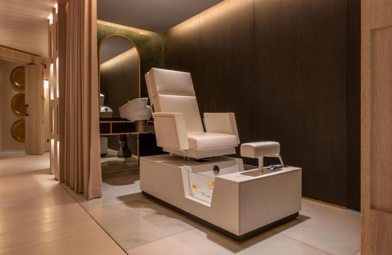 Jareed Hotel Riyadh Exteriör bild The spa at The Dorchester
